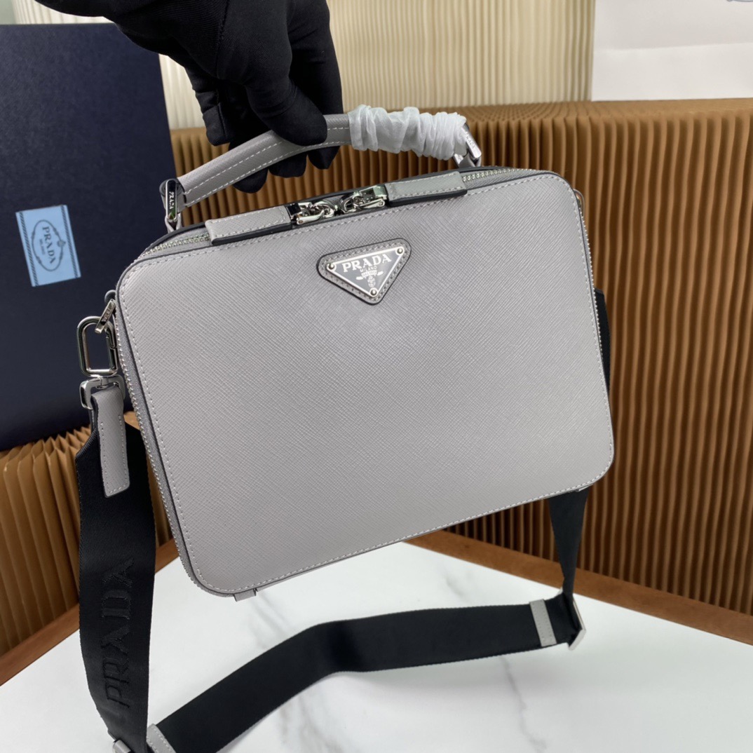 P*rada Bag Top Quality