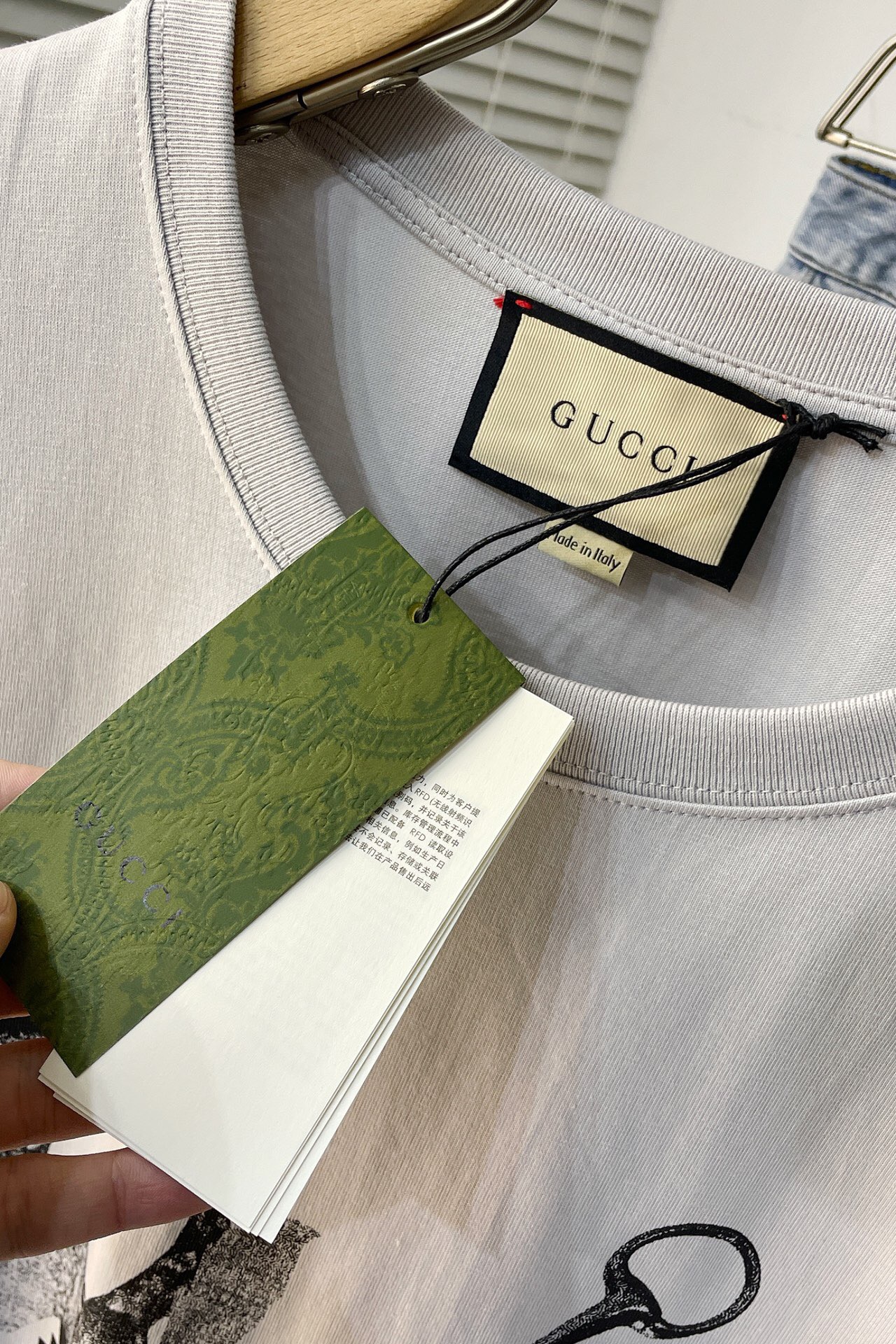 Men T-shirt Top Quality