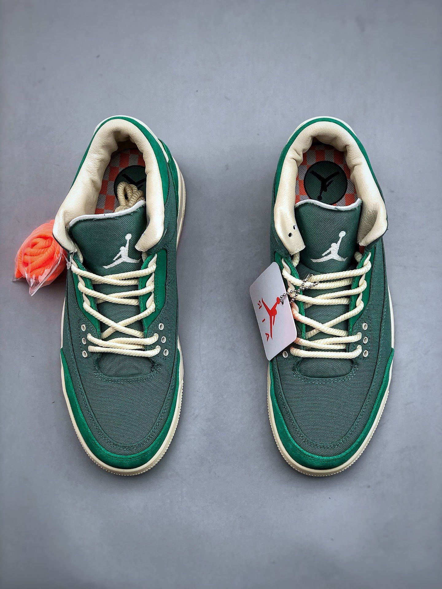 NIKE Air Jordan 3
