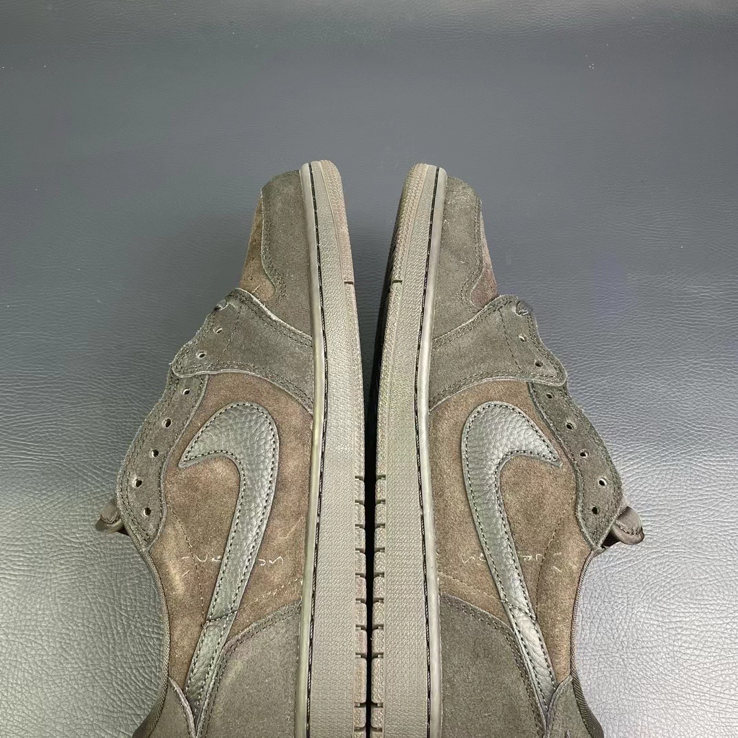 Air Jordan 1