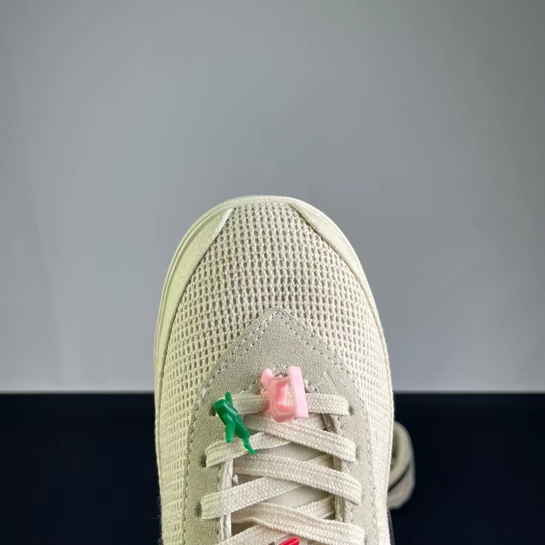 B.ode+ Nike