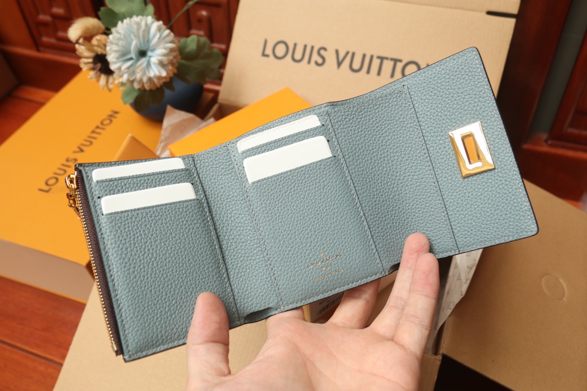 L*ouis V*uitton Top Bag
