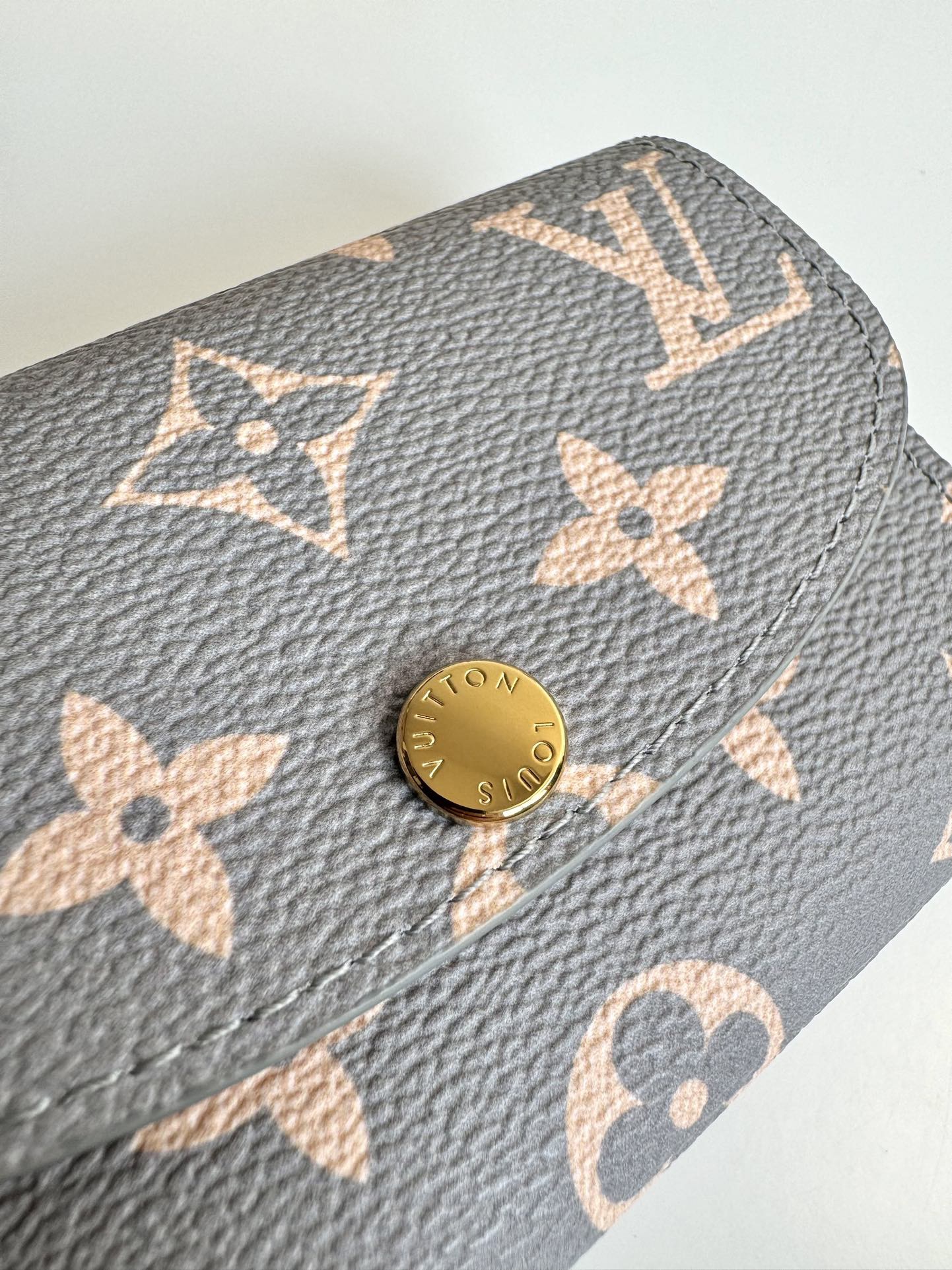 L*ouis V*uitton Top Bag