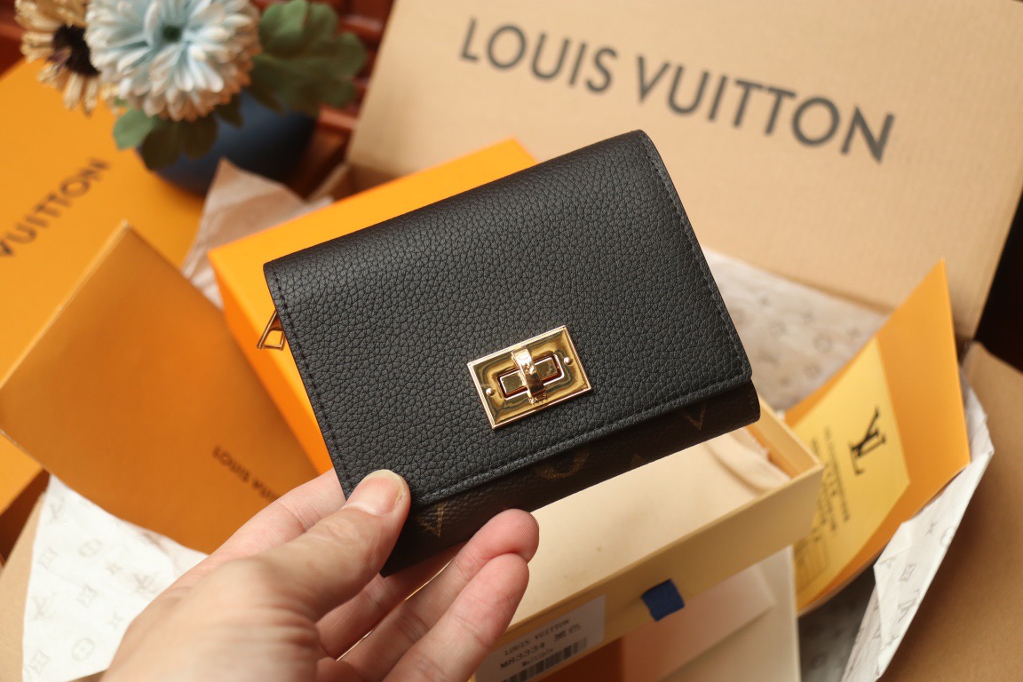 *ouis V*uitton Top Bag