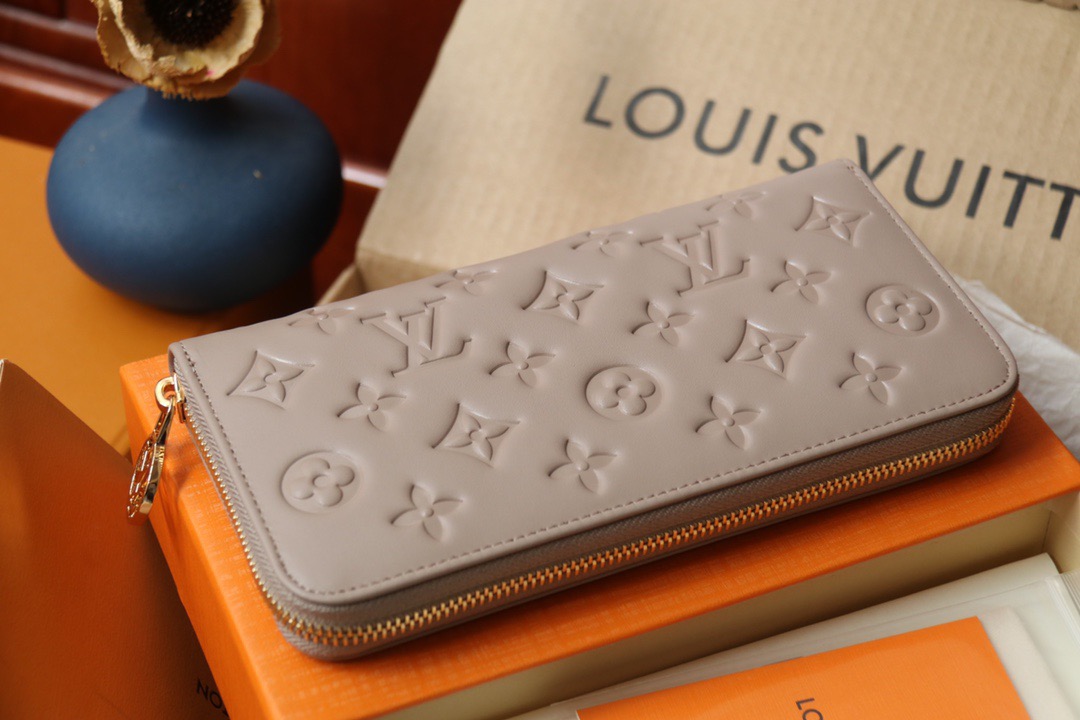 L*ouis V*uitton Top Bag