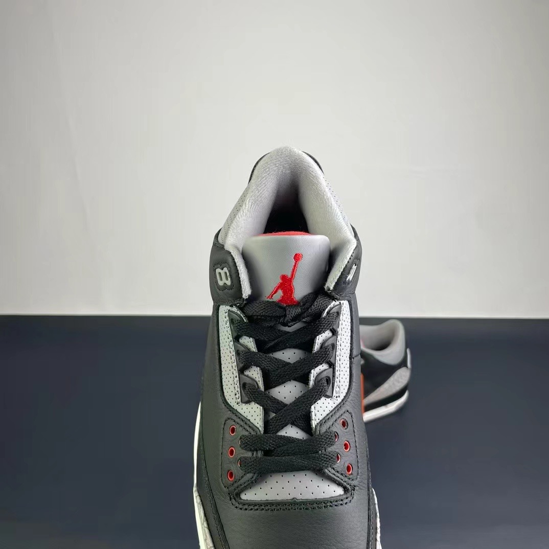 NIKE Air Jordan 3