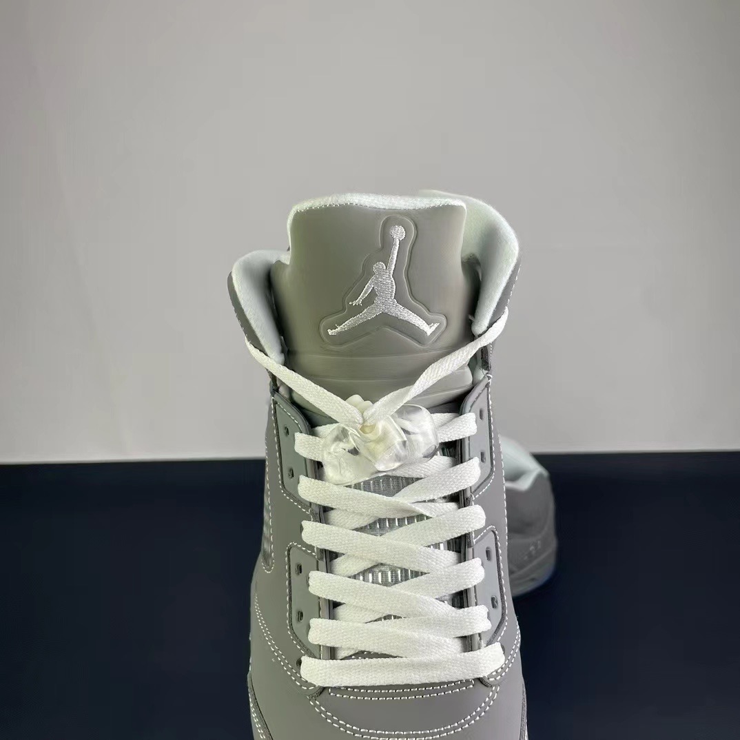 Air Jordan 5