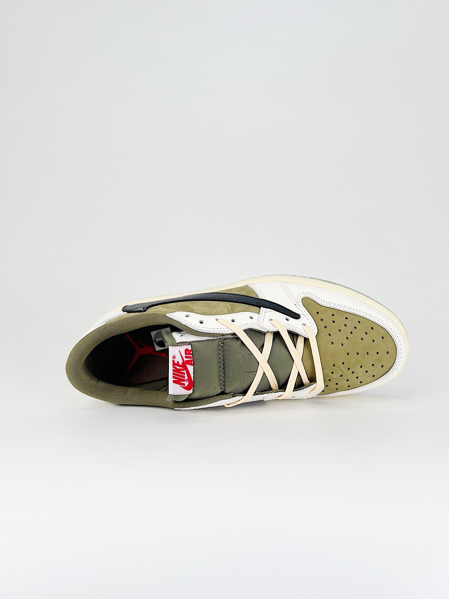Travis Scott xAir Jordan1 Low