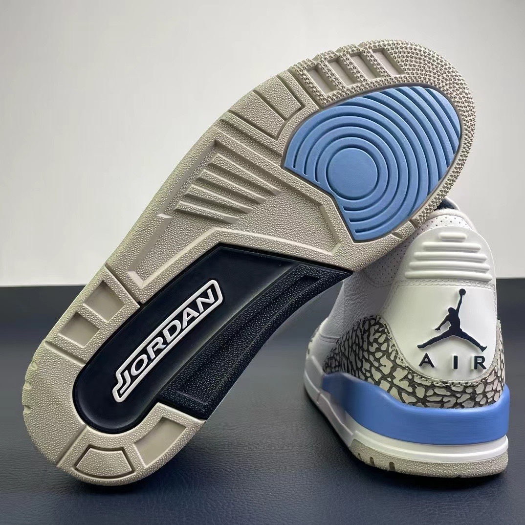 NIKE Air Jordan 3