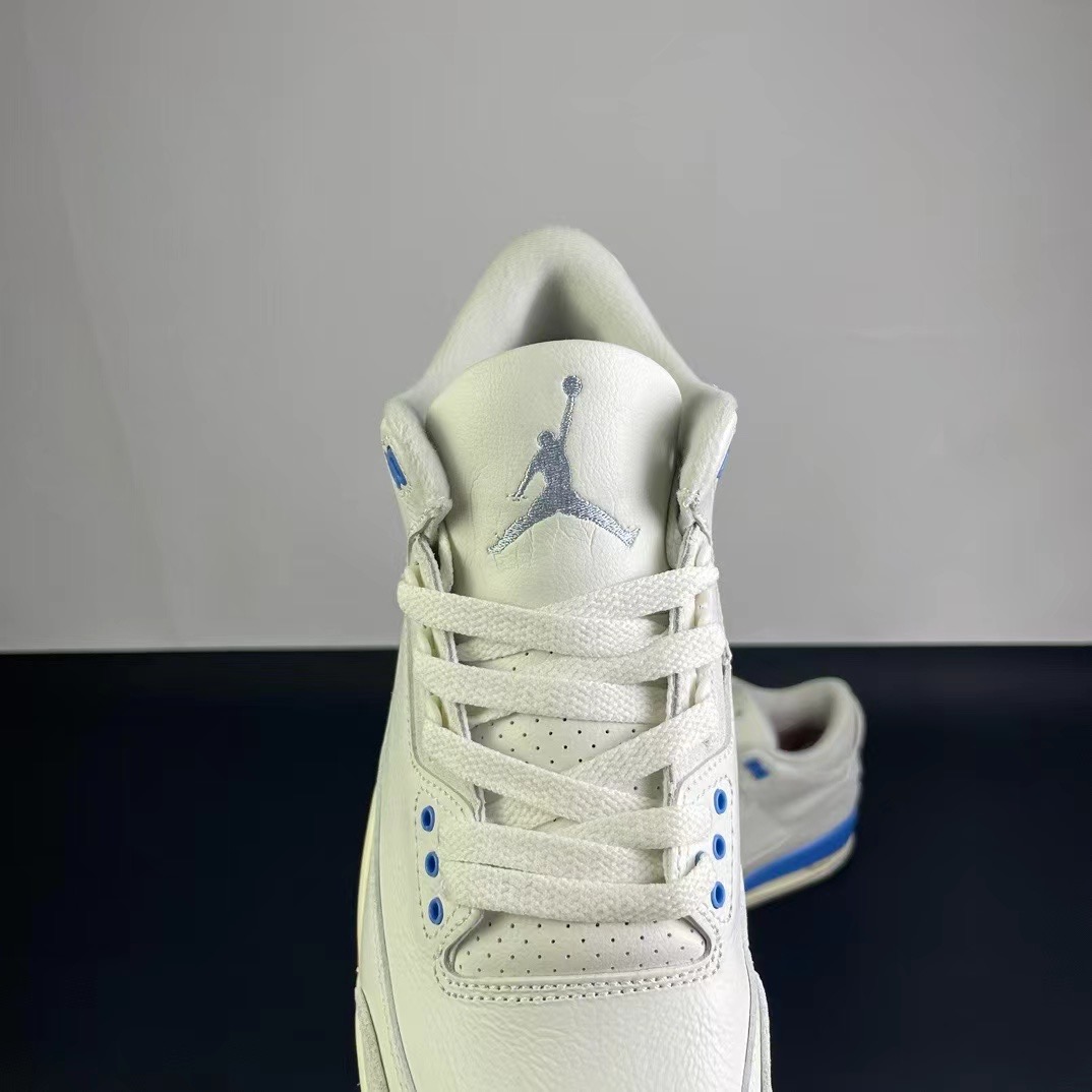 NIKE Air Jordan 3