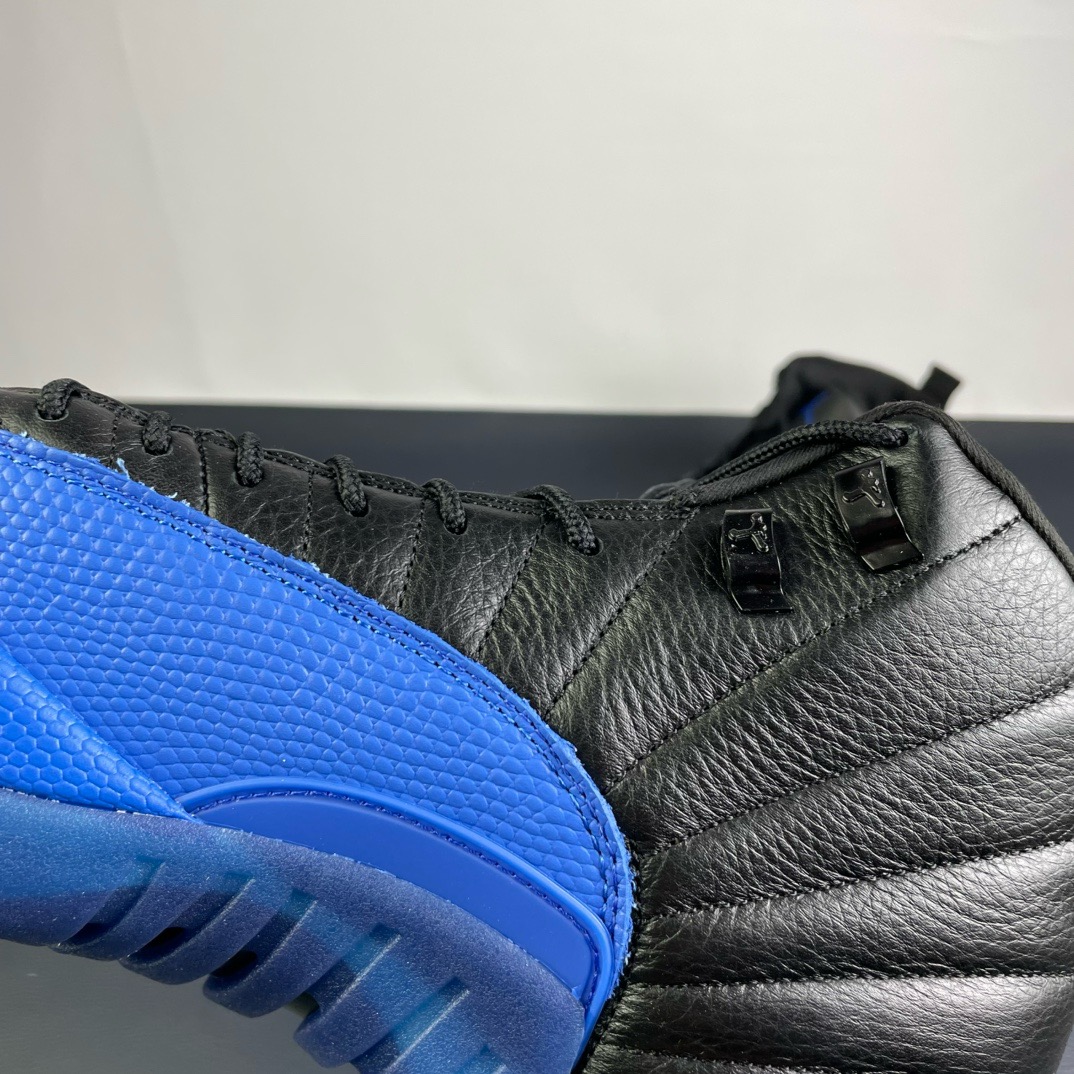 Air Jordan 12
