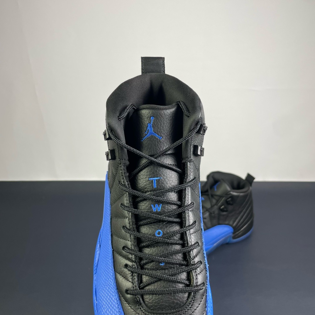 Air Jordan 12