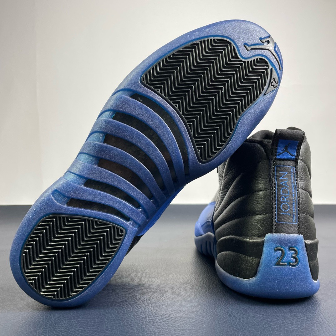 Air Jordan 12