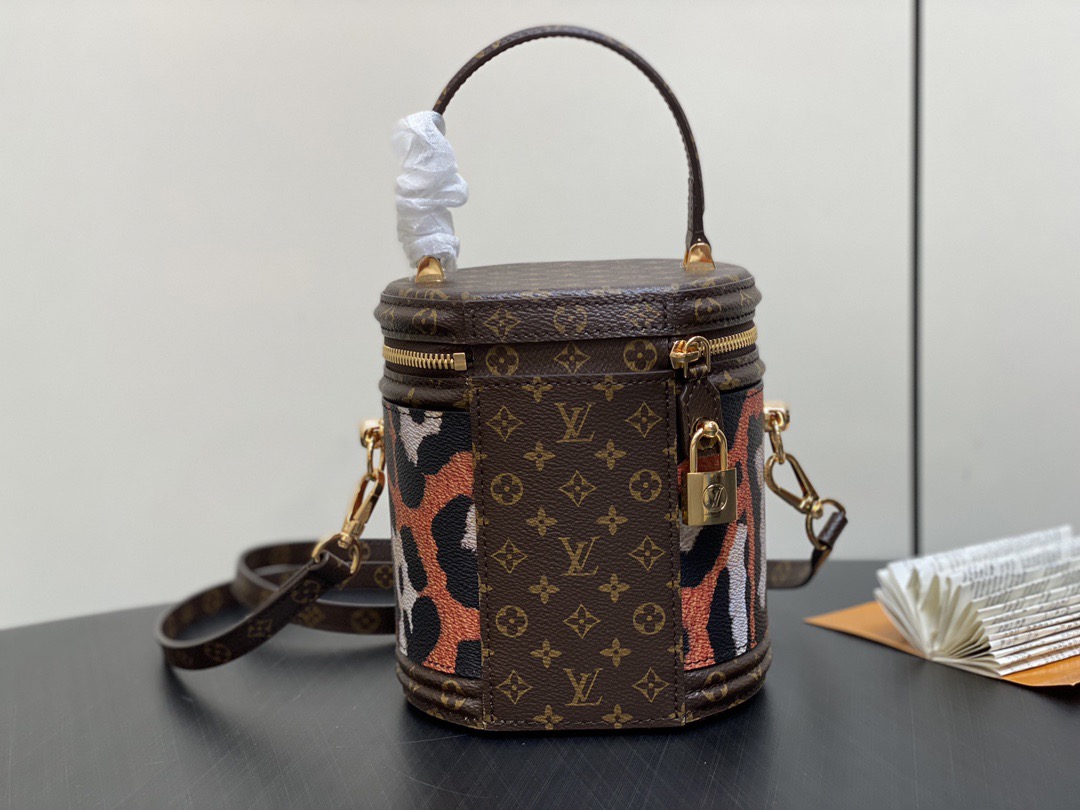 L*ouis V*uitton Top Bag