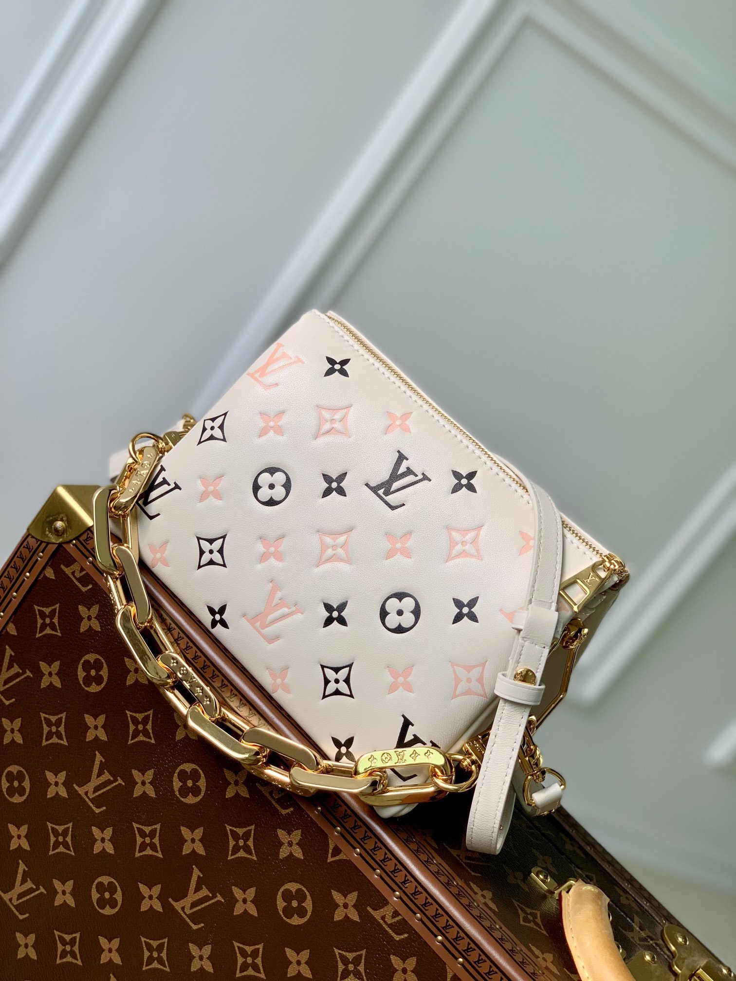 L*ouis V*uitton Top Bag