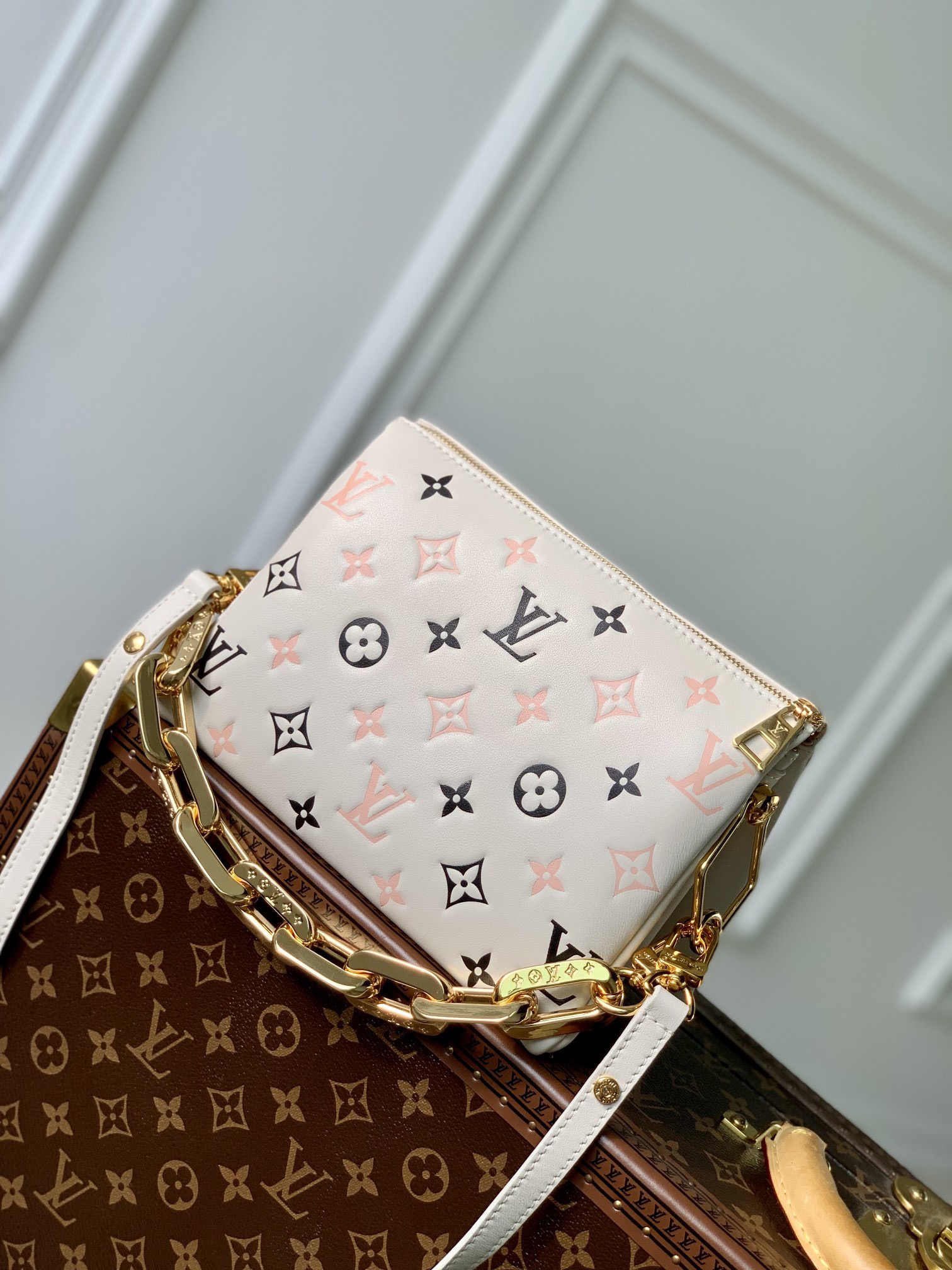 L*ouis V*uitton Top Bag