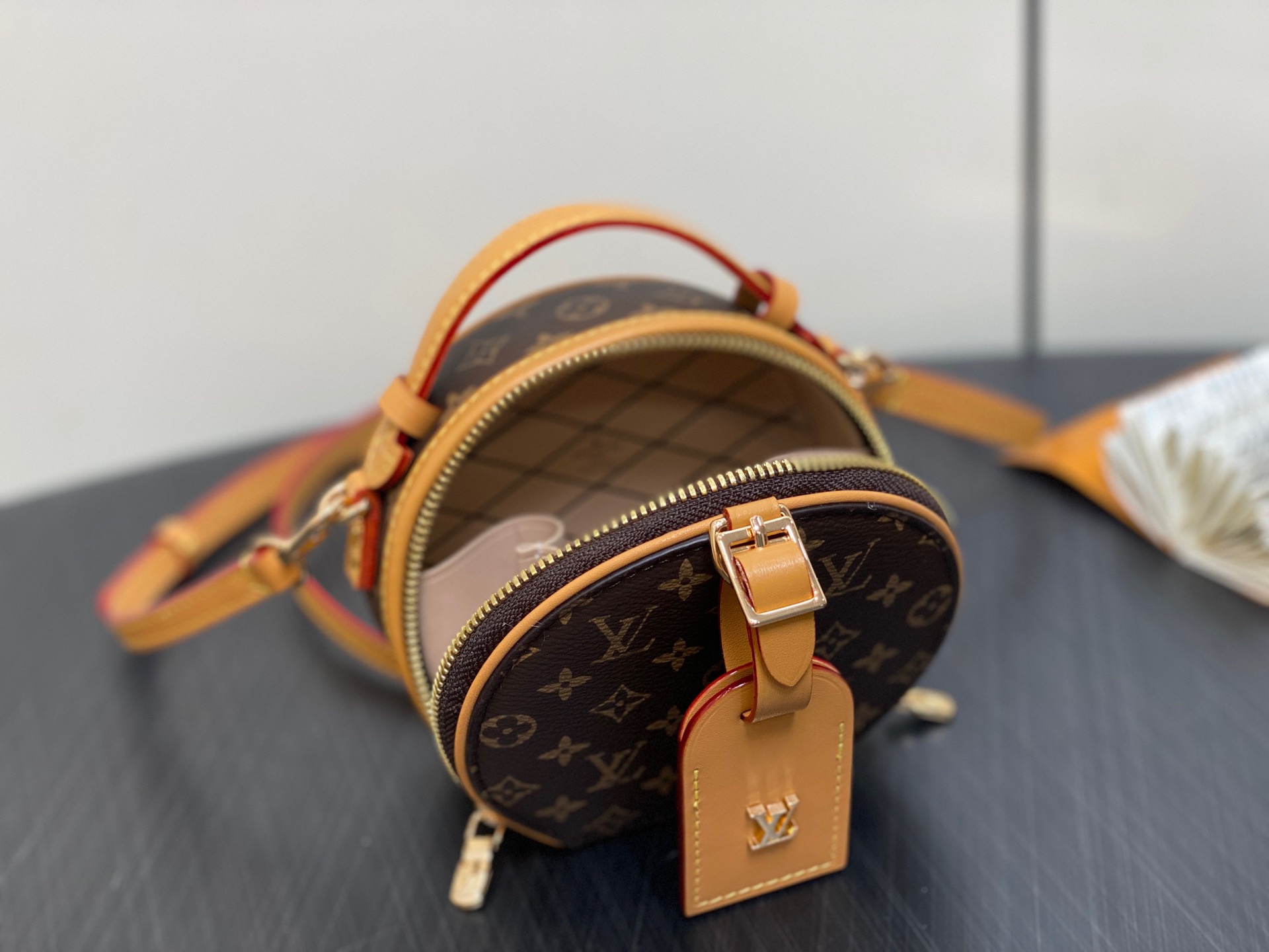 L*ouis V*uitton Top Bag