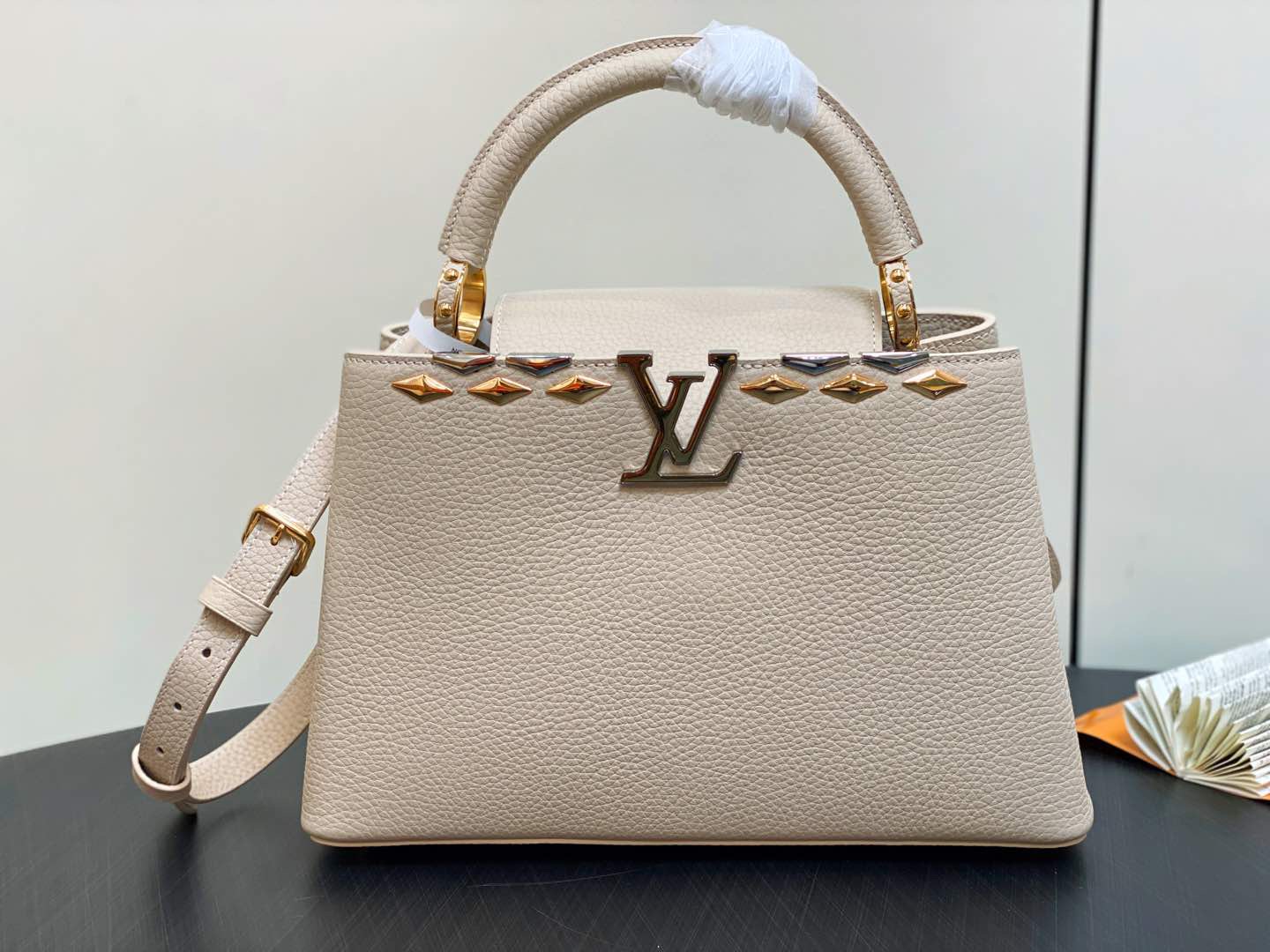 L*ouis V*uitton Top Bag