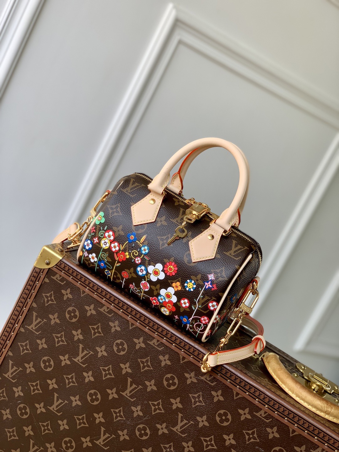 L*ouis V*uitton Top Bag
