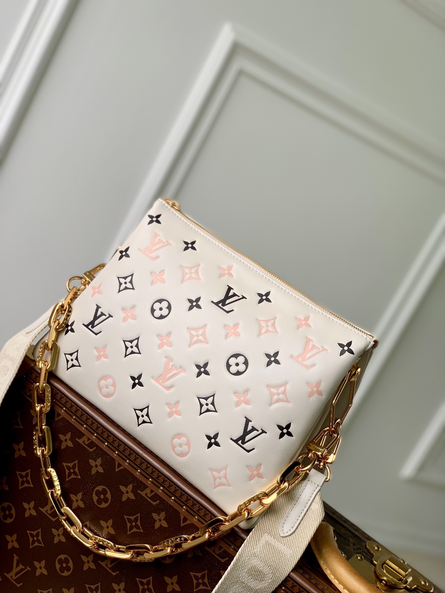 L*ouis V*uitton Top Bag