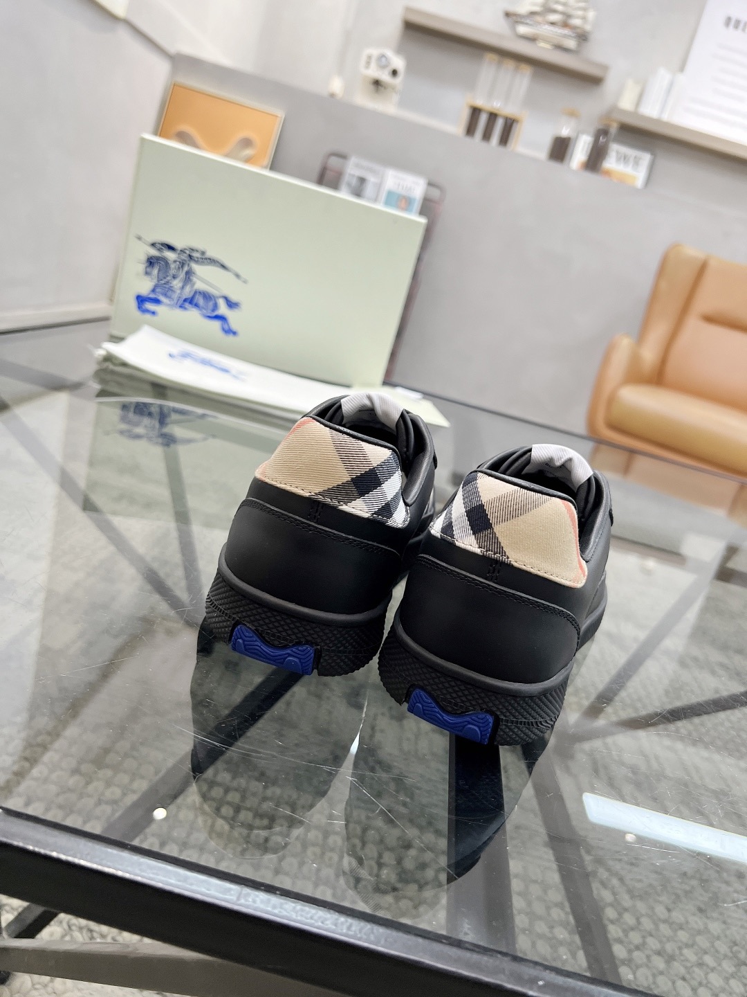 Men B*rberry Sneaker （）