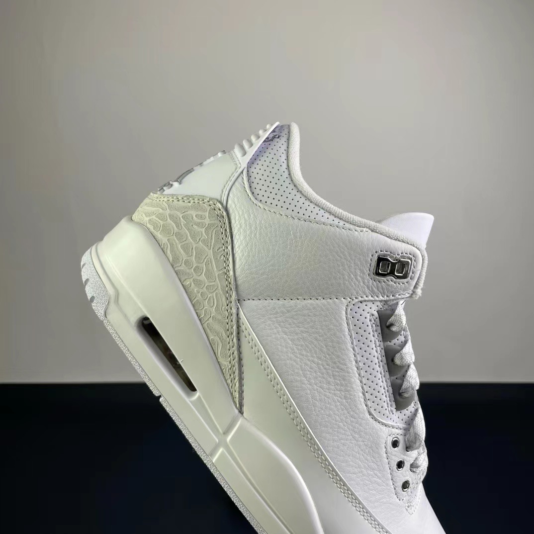 NIKE Air Jordan 3