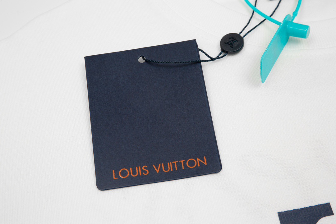 Men T-shirt Top Quality
