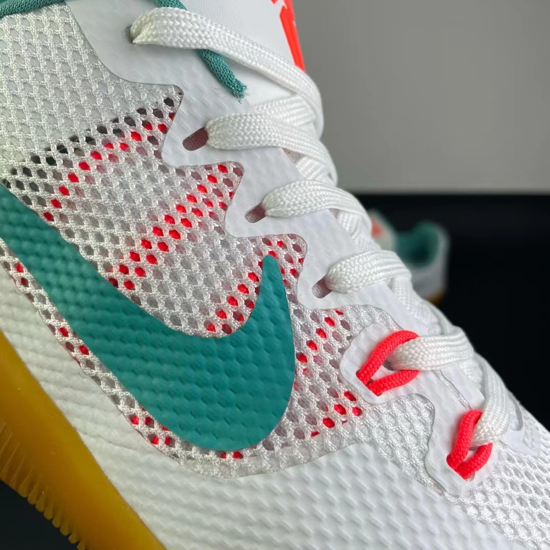 Nike zoom kobe11