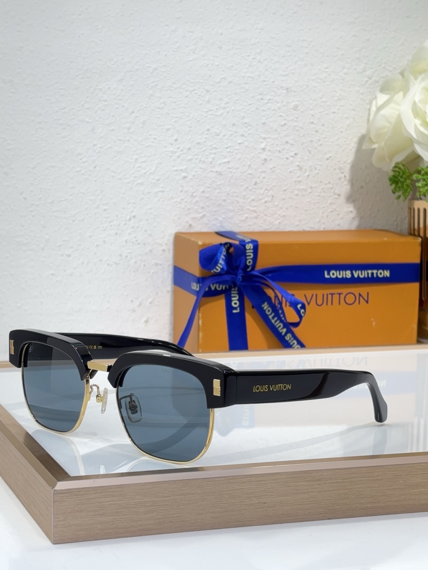 Top Quality L*ouis V*uitton Glasses
