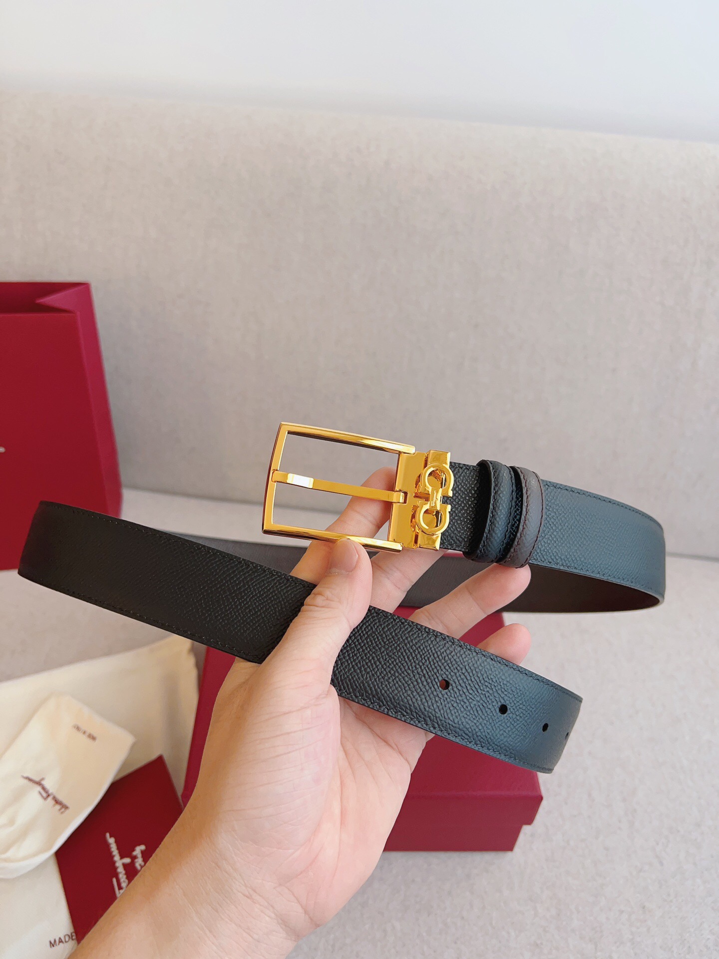 F*erragamo Top Version