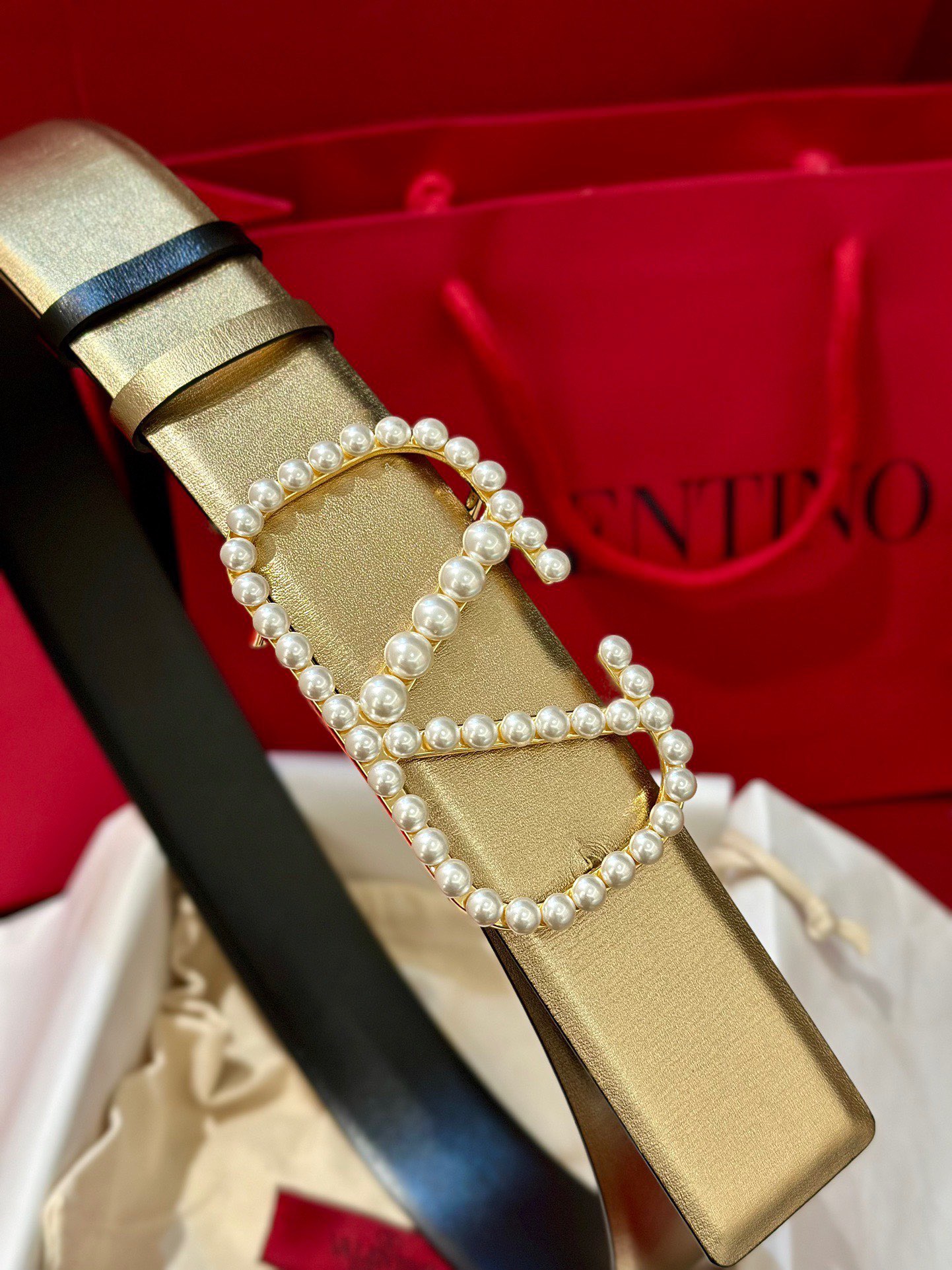V*alentino Belts Top Quality