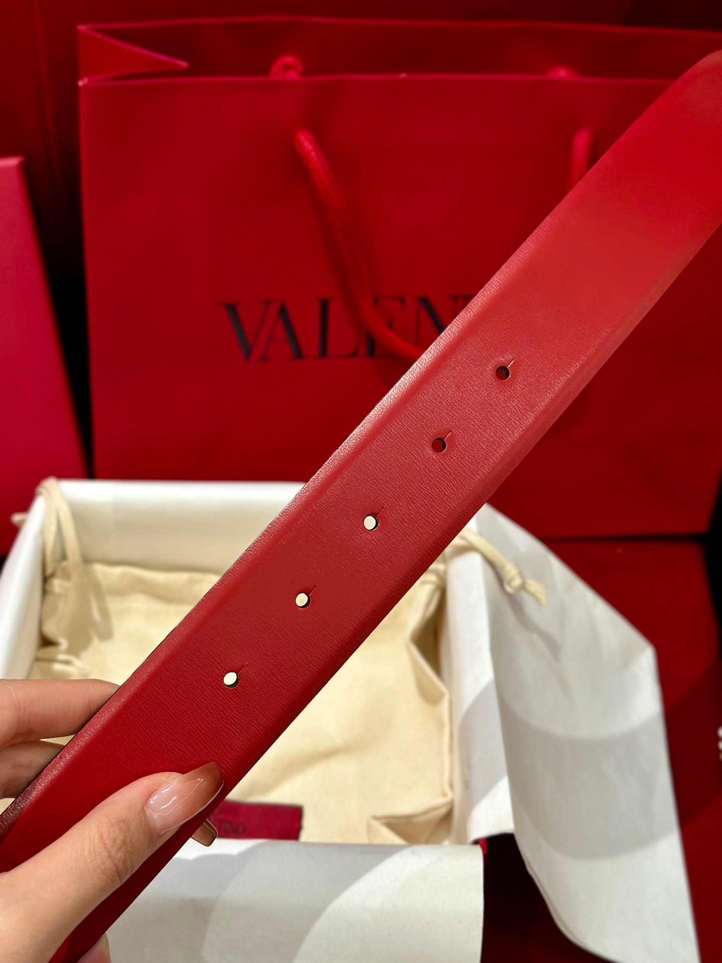 V*alentino Belts Top Quality