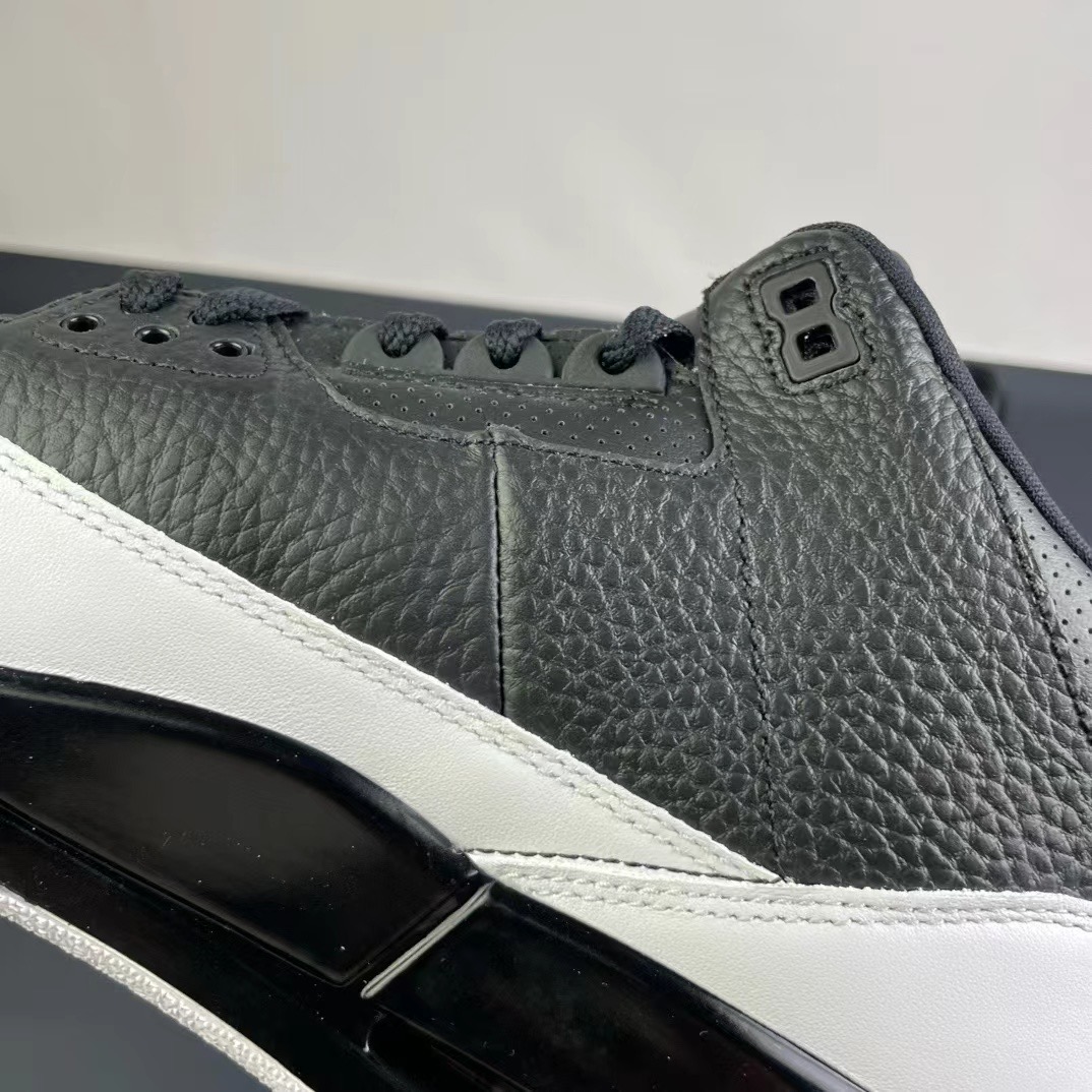 NIKE Air Jordan 3