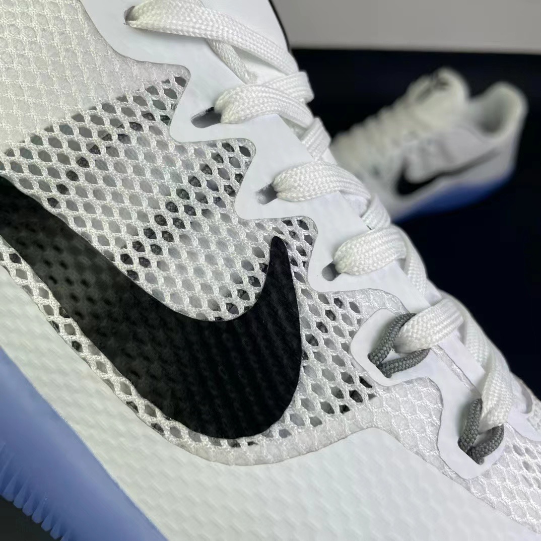 Nike zoom kobe11
