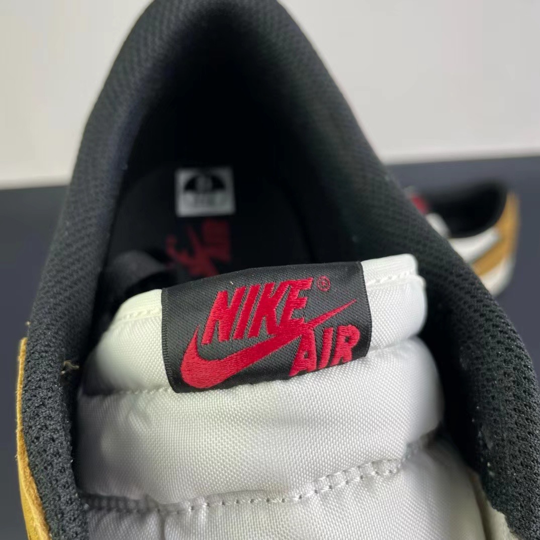 Air Jordan 1