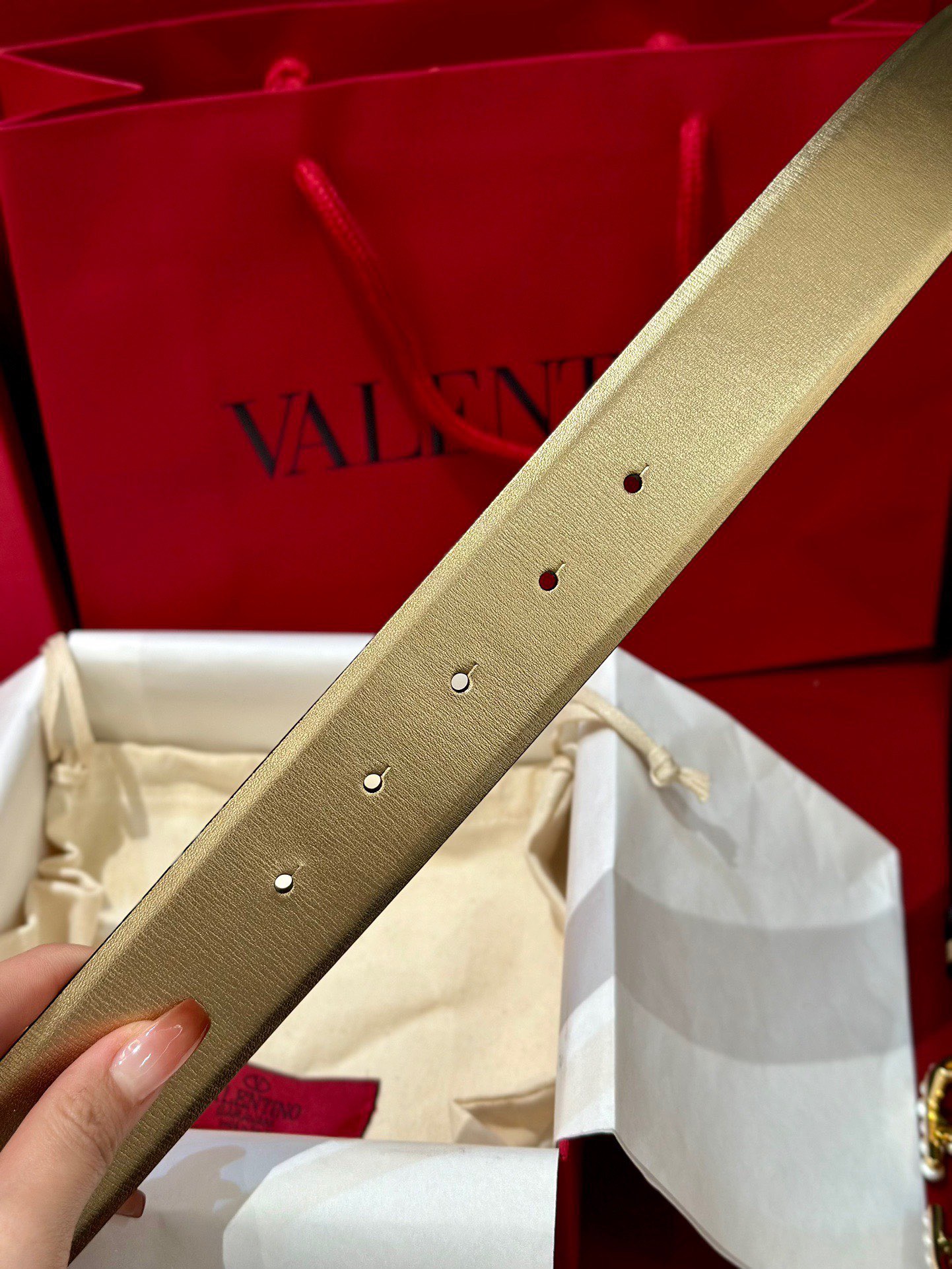 V*alentino Belts Top Quality