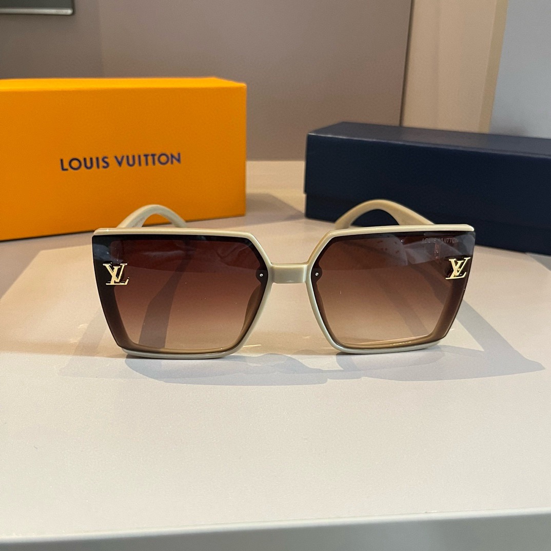 L*ouis V*uitton Glasses
