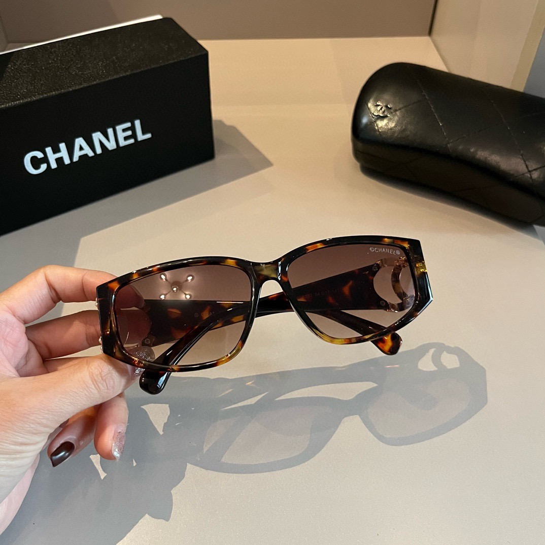 Top Quality C*hanel Glasses