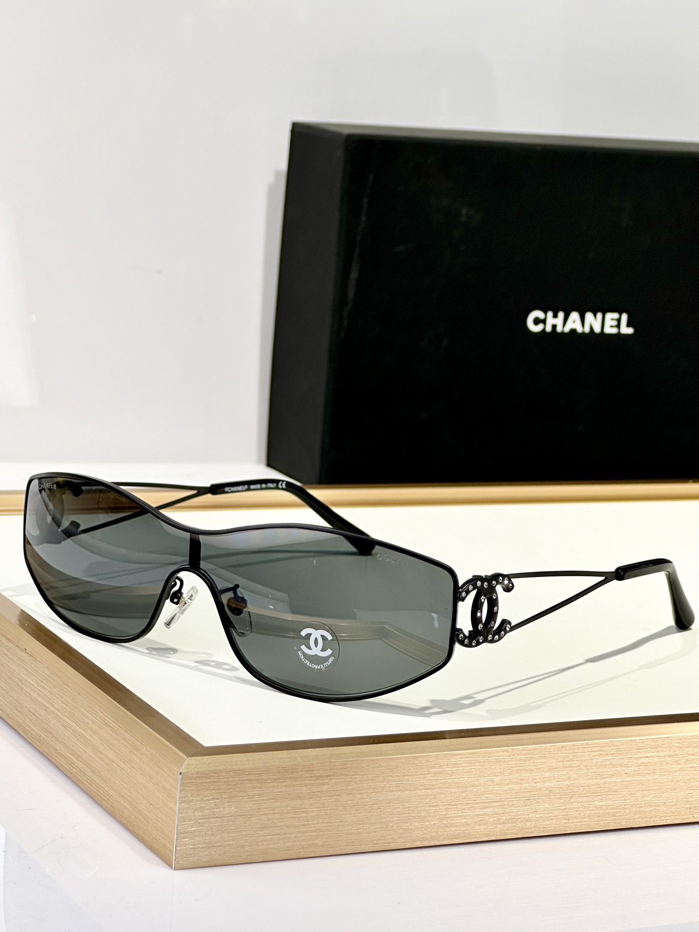Top Quality C*hanel Glasses