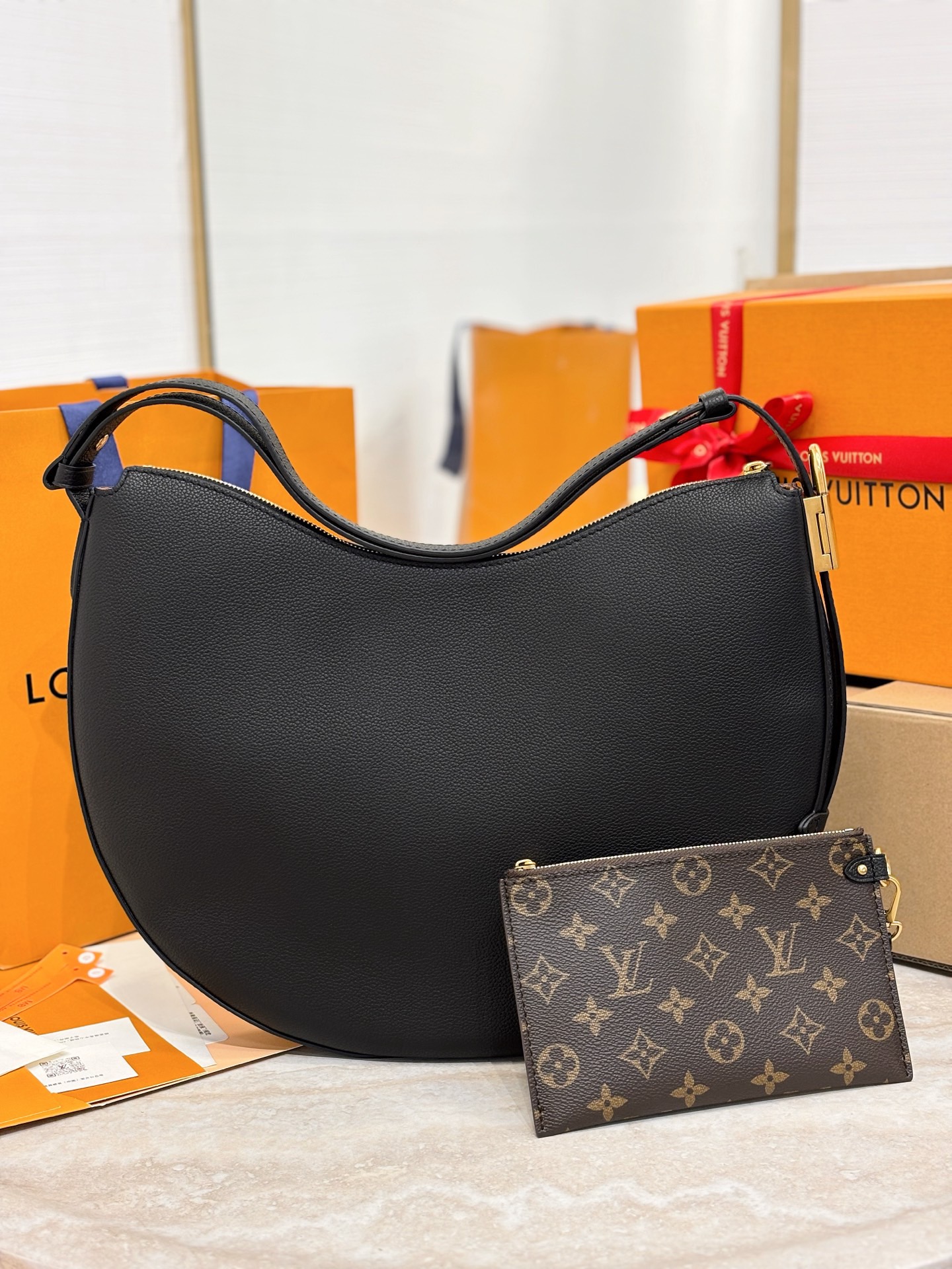 L*ouis V*uitton Top Bag