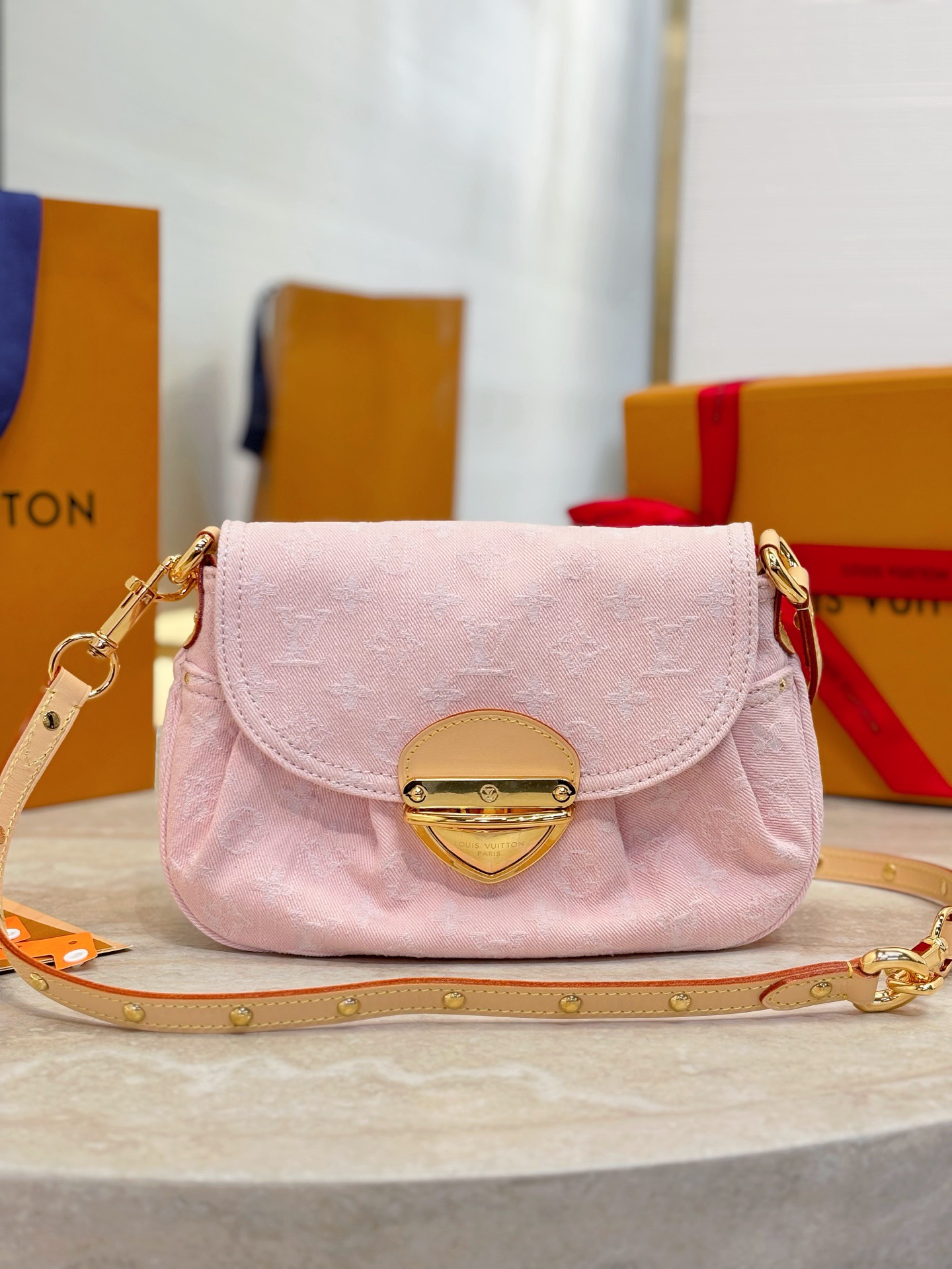 L*ouis V*uitton Top Bag