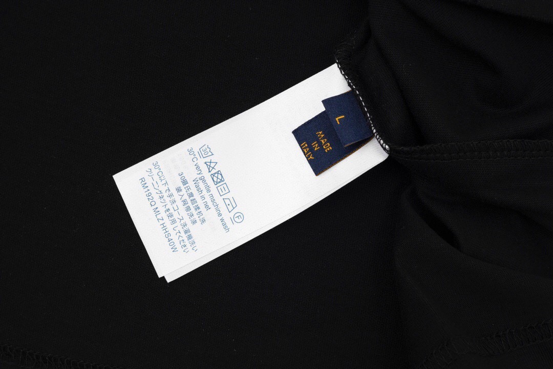 Men Women T-shirt Top Quality