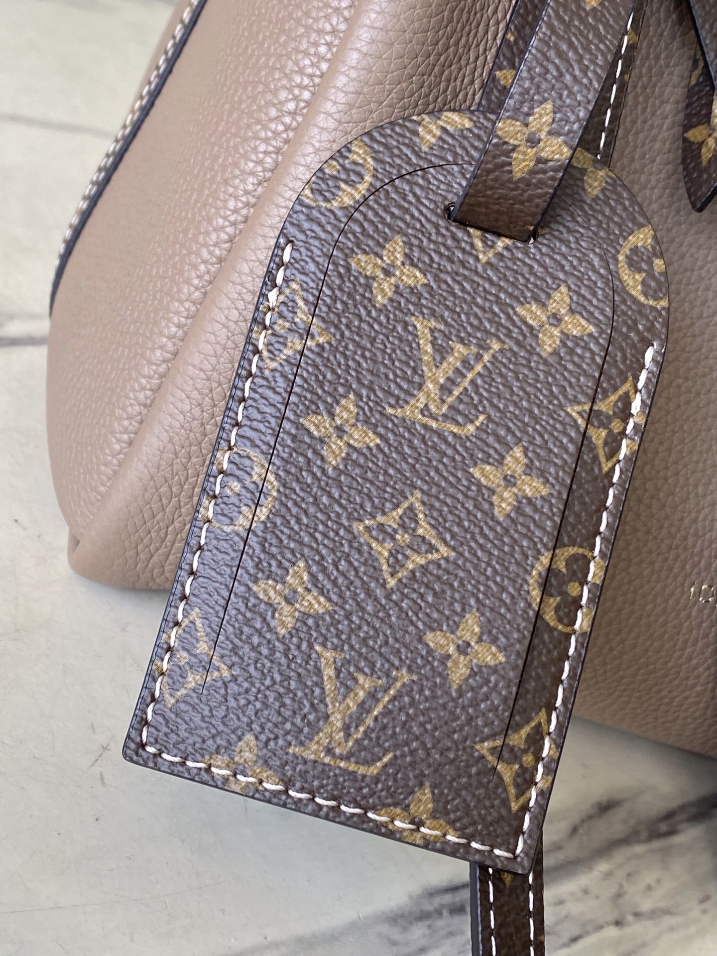 L*ouis V*uitton Top Bag