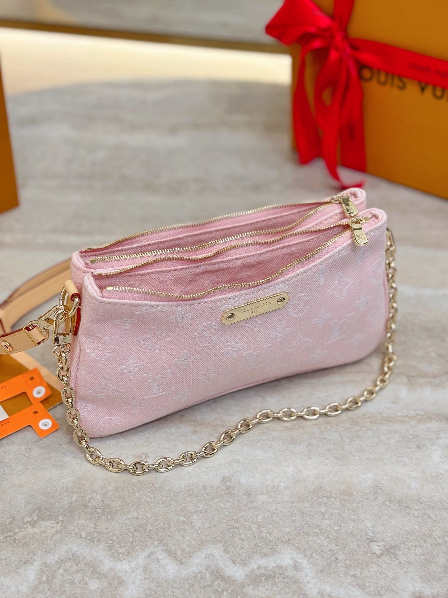 L*ouis V*uitton Top Bag