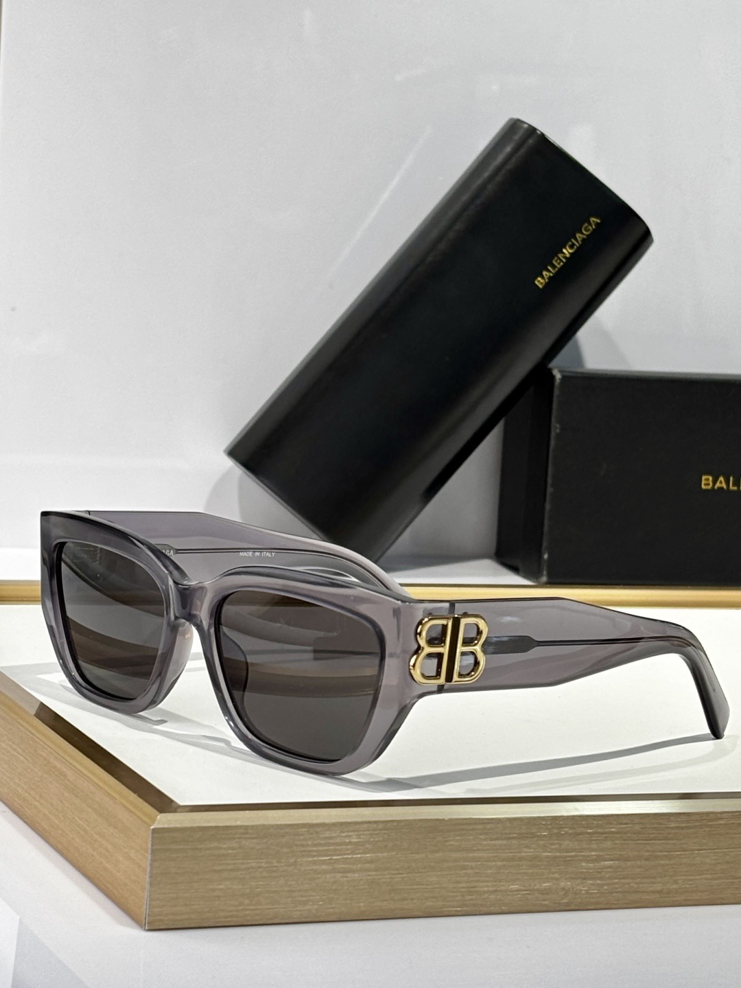 Top Quality B*alenciaga Glasses