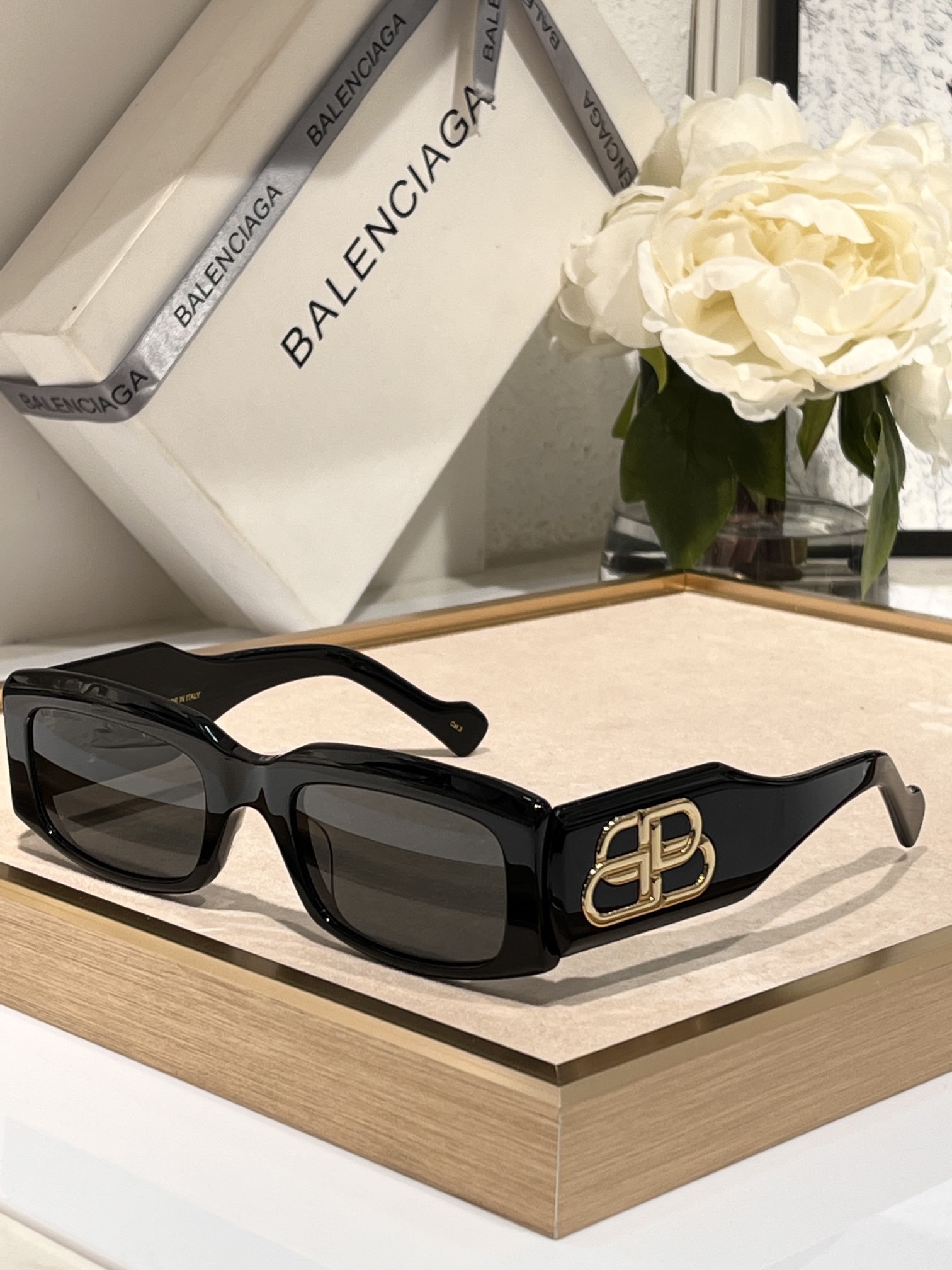 Top Quality B*alenciaga Glasses