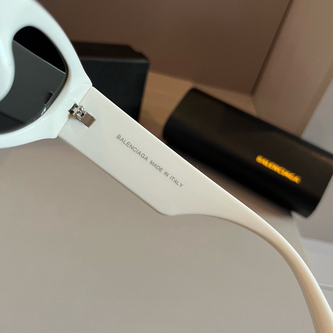 Top Quality B*alenciaga Glasses