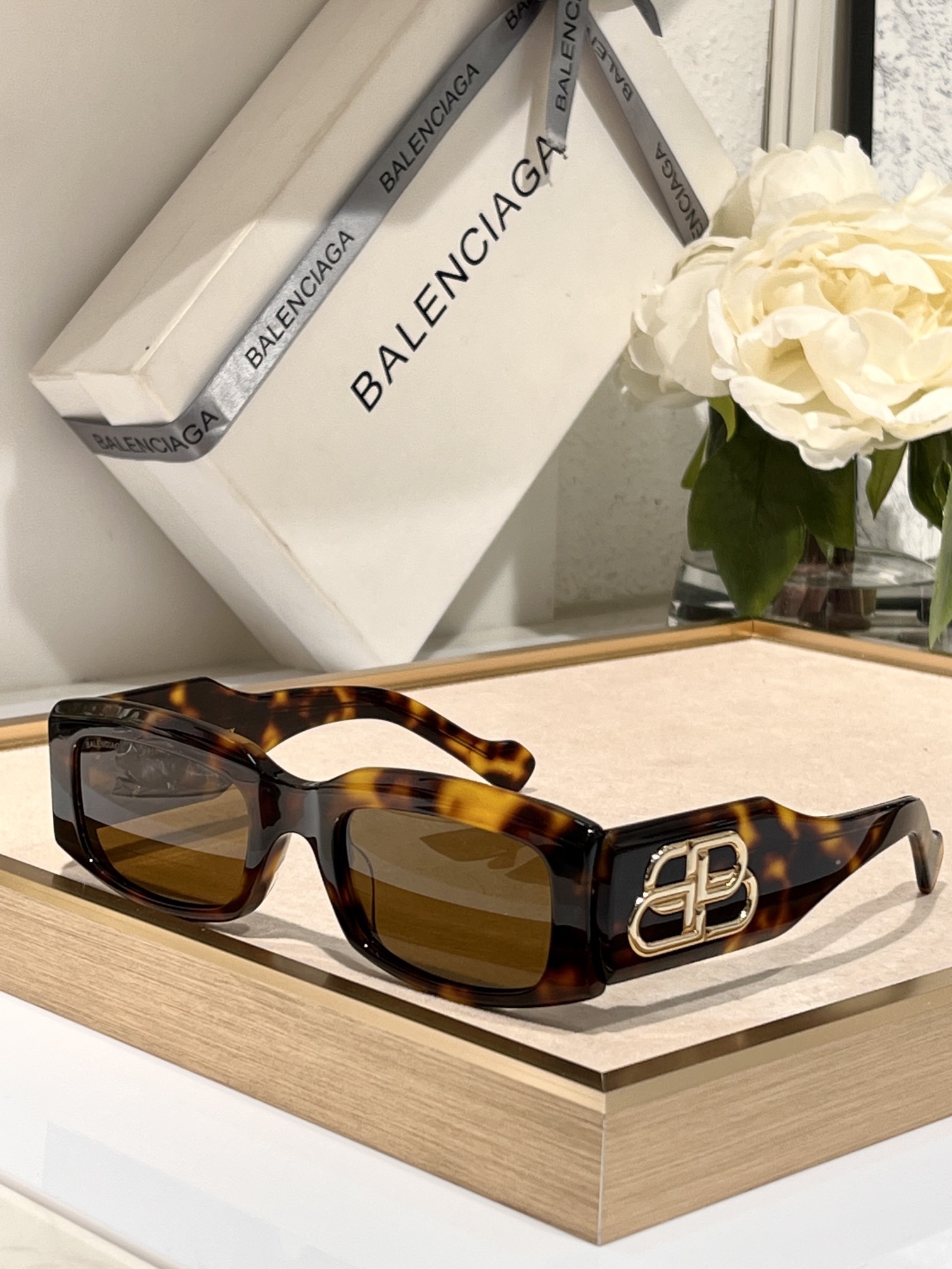 Top Quality B*alenciaga Glasses