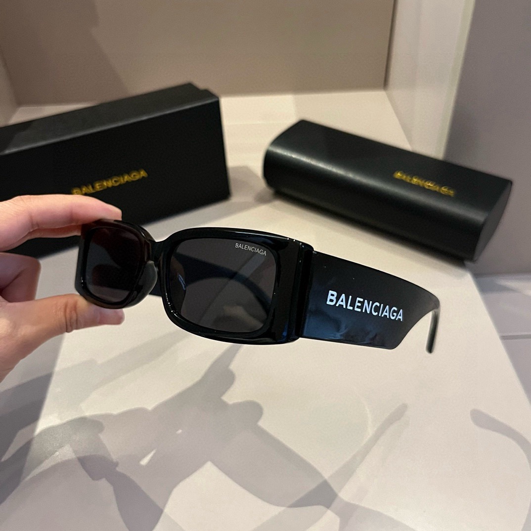 Top Quality B*alenciaga Glasses