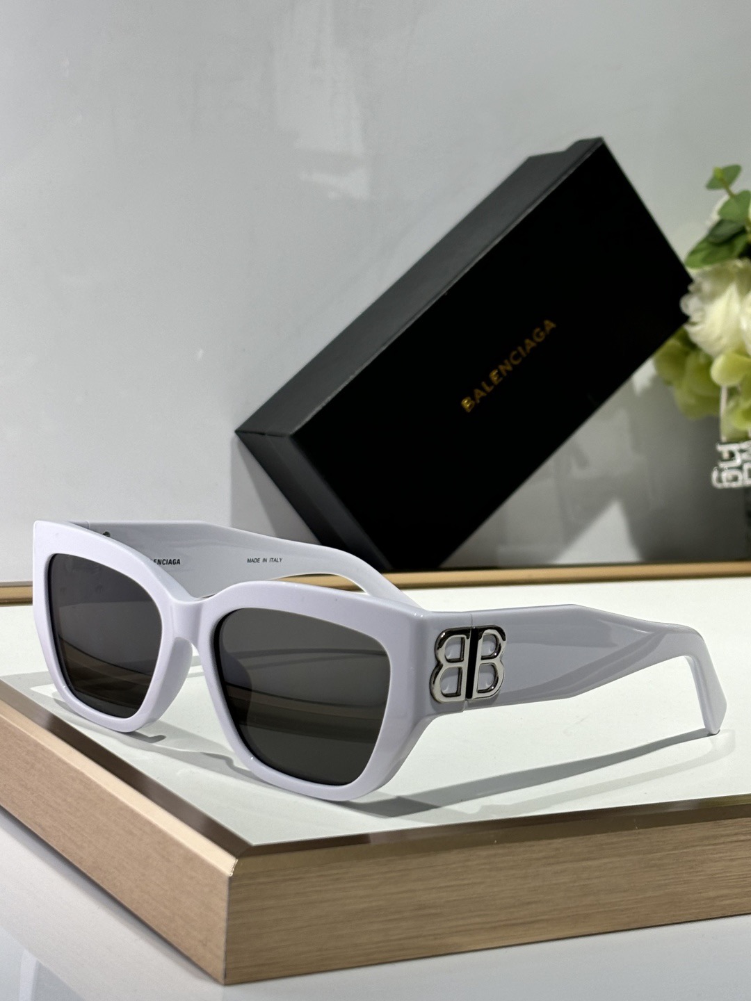 Top Quality B*alenciaga Glasses